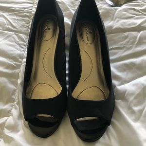 Black Bandolino peeptoe wedge heels